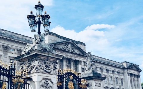 Buckingham Palace Queen Elizabeth II – The King’s Gallery & Her Life in Style Exhibition + State Rooms Tour - Sun 16 Aug 2026